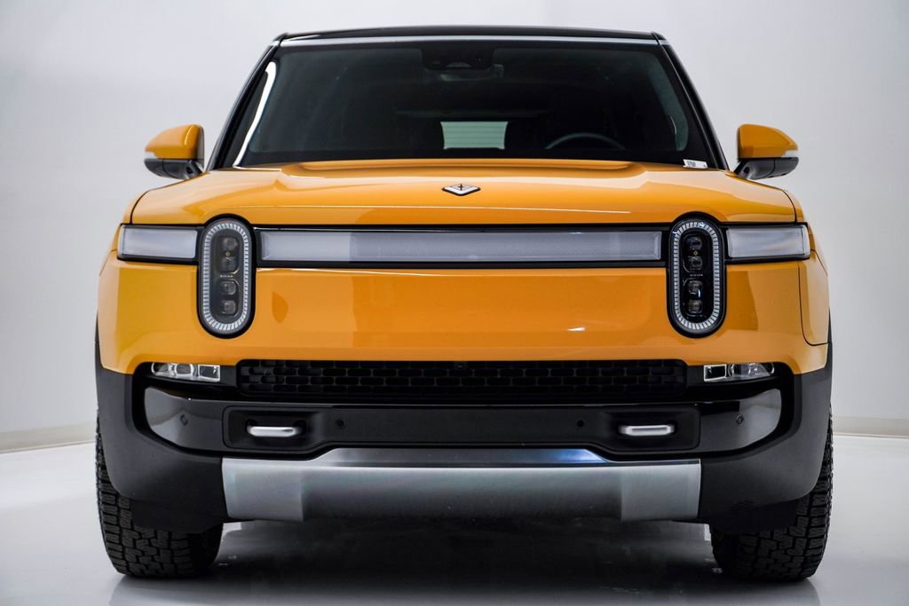 Used 2023 Rivian R1S Adventure image 6
