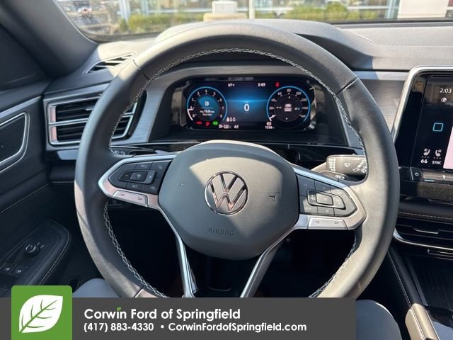 Used 2025 Volkswagen Atlas Cross Sport SE image 8