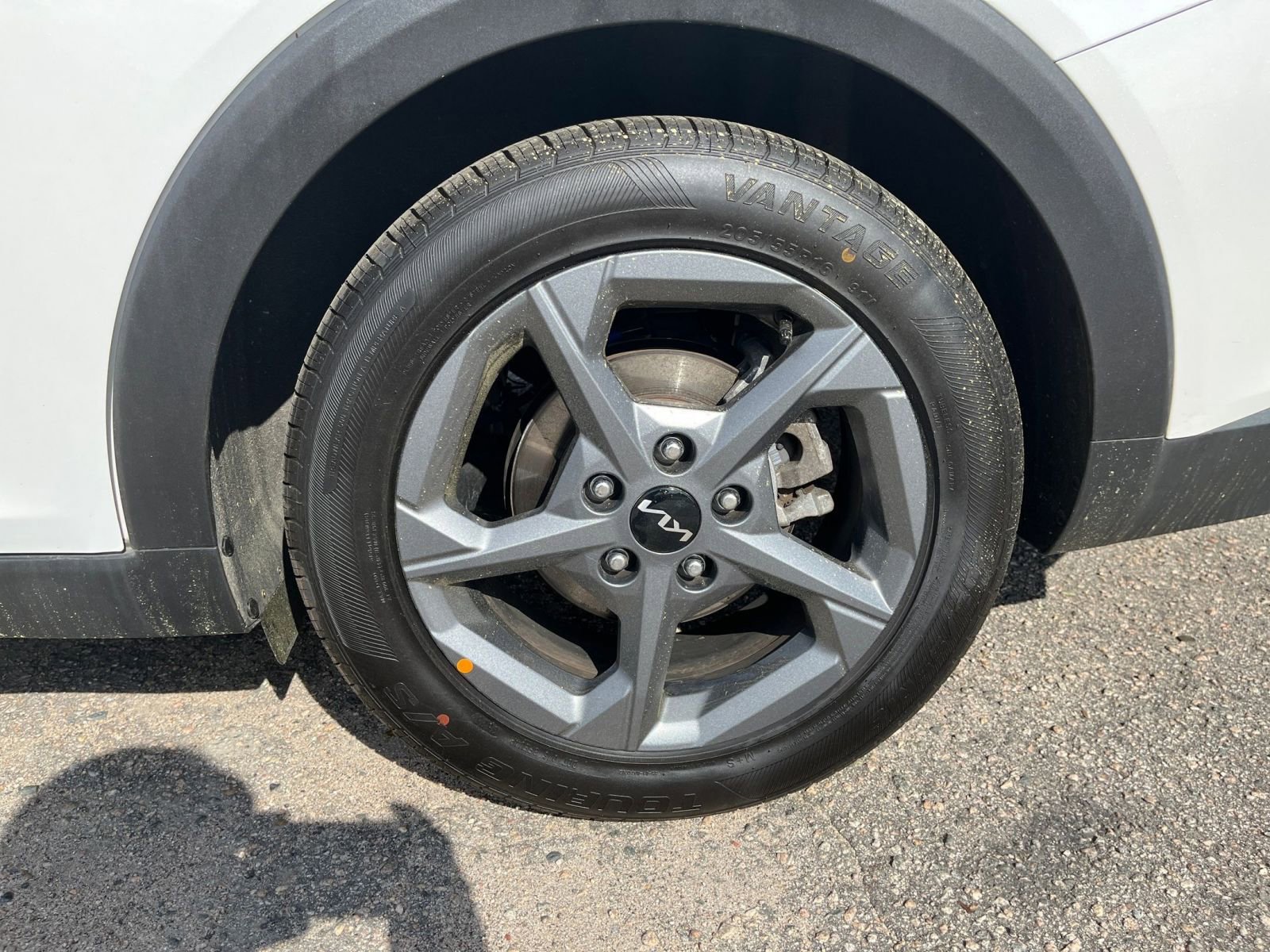 Used 2025 Kia K4 LXS FWD image 28