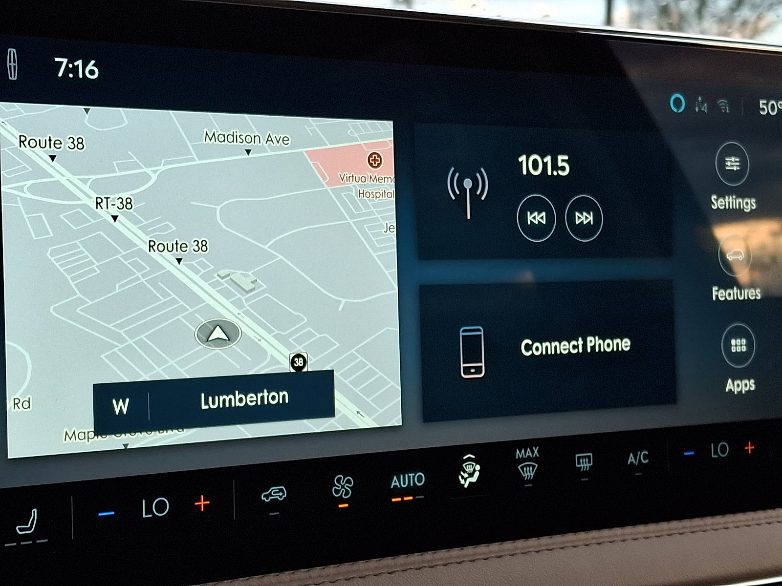 Certified 2024 Lincoln Corsair FWD image 18