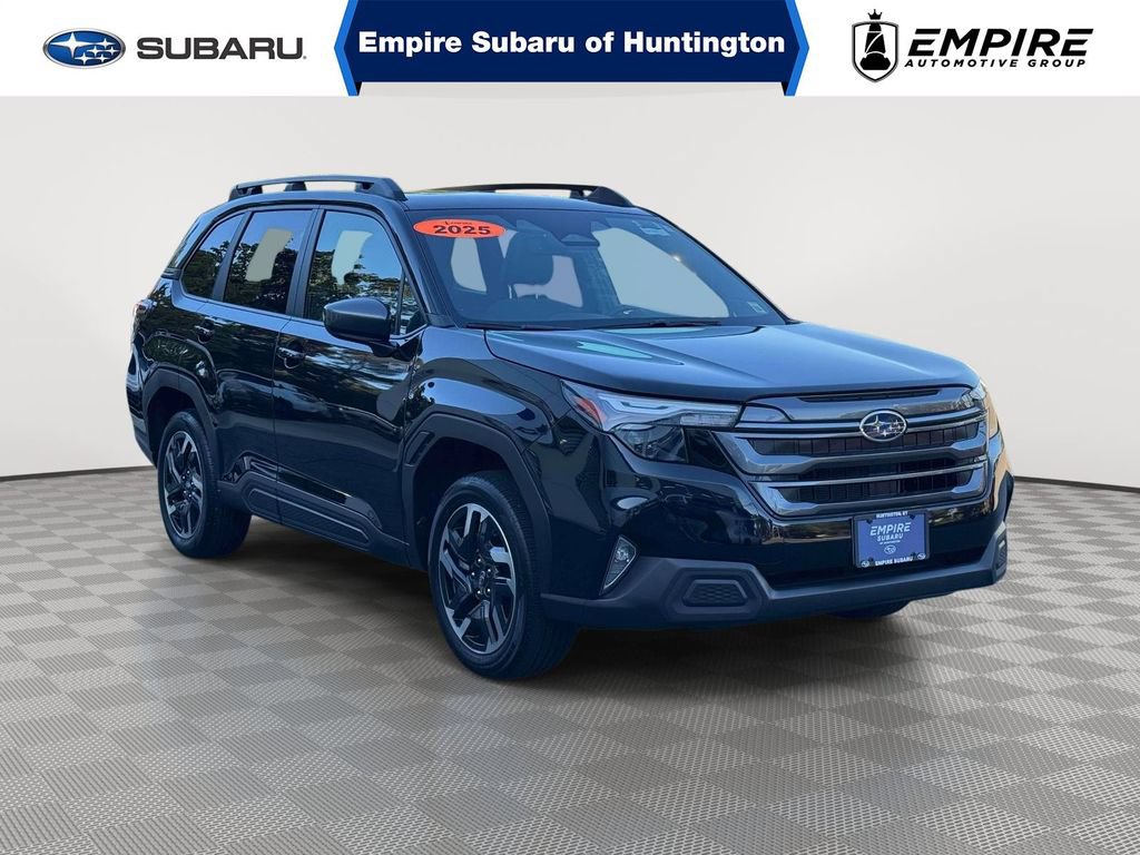 Used 2025 Subaru Forester Premium AWD/4WD image 1