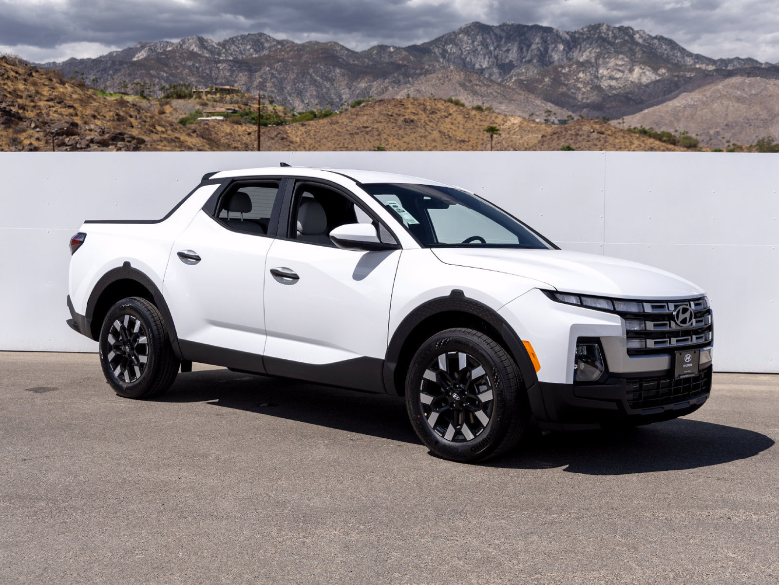 New 2027 Hyundai Santa Cruz SE FWD image 8