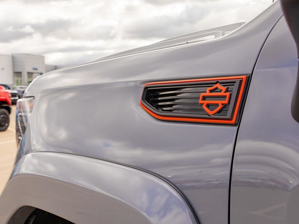New 2025 GMC Sierra 1500 AT4 w/ AT4 Premium Package AWD/4WD image 26