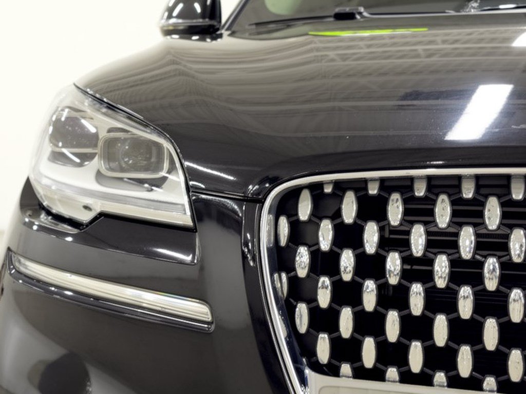Used 2024 Lincoln Aviator Black Label w/ Dynamic Handling Package AWD/4WD image 12