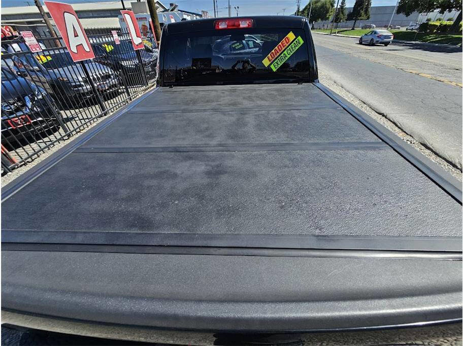 Used 2013 RAM 1500 Express RWD image 30