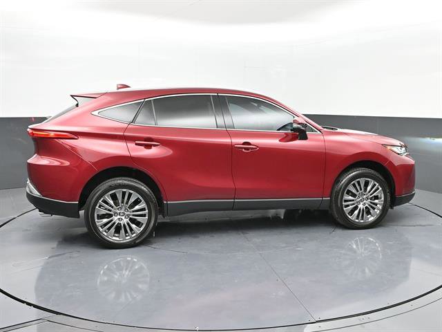 Certified 2024 Toyota Venza Limited image 26