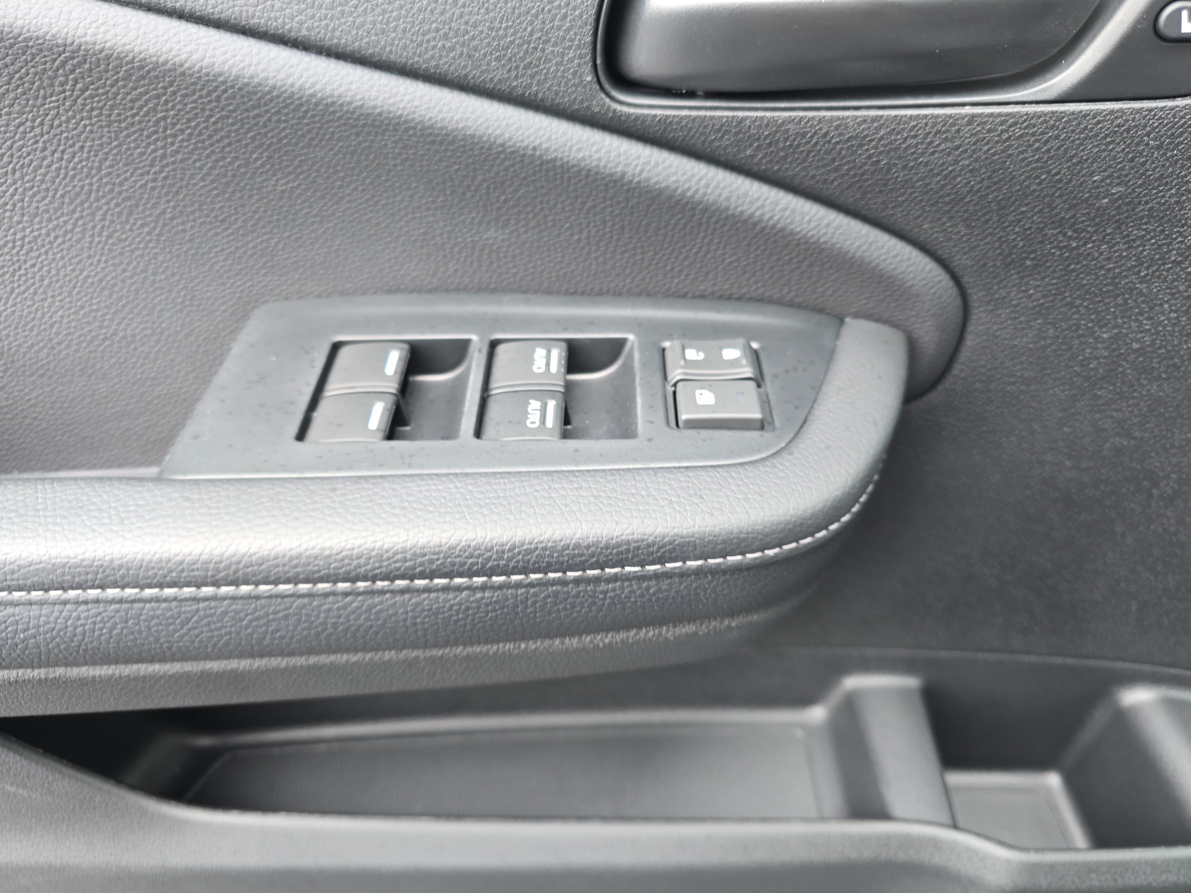 Used 2023 Honda Passport EX-L image 27
