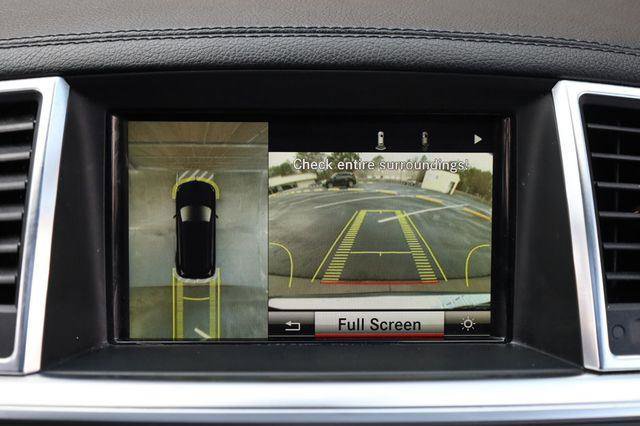 Used 2015 Mercedes-Benz GL 550 4MATIC image 38