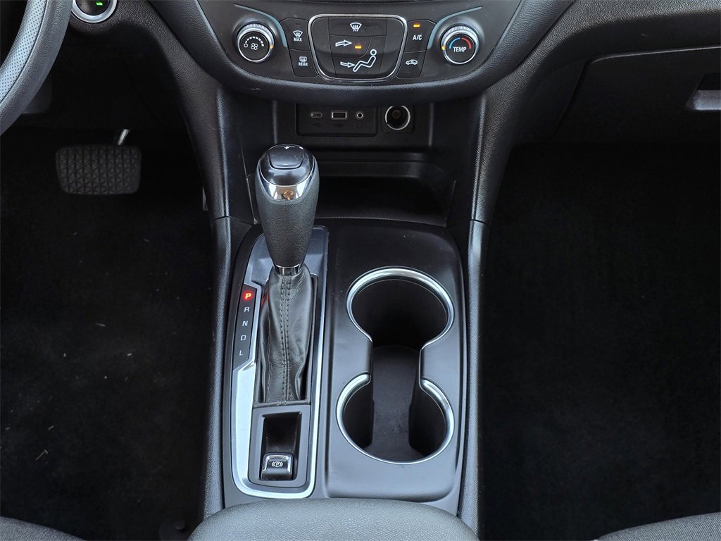 Used 2021 Chevrolet Equinox LT image 21