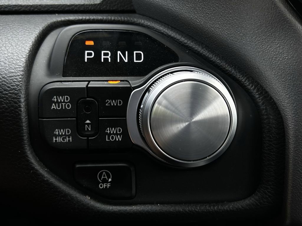 Used 2025 RAM 1500 Laramie AWD/4WD image 25