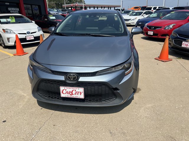 Used 2020 Toyota Corolla LE FWD image 2