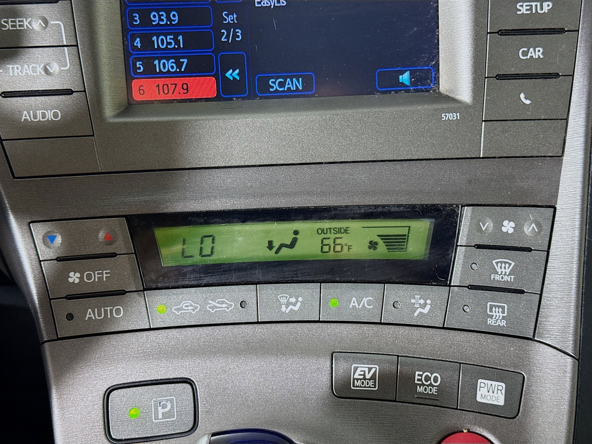 Used 2012 Toyota Prius Two FWD image 15