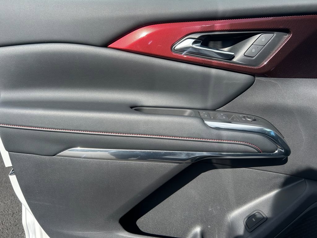 Used 2025 Chevrolet Traverse Z71 image 22