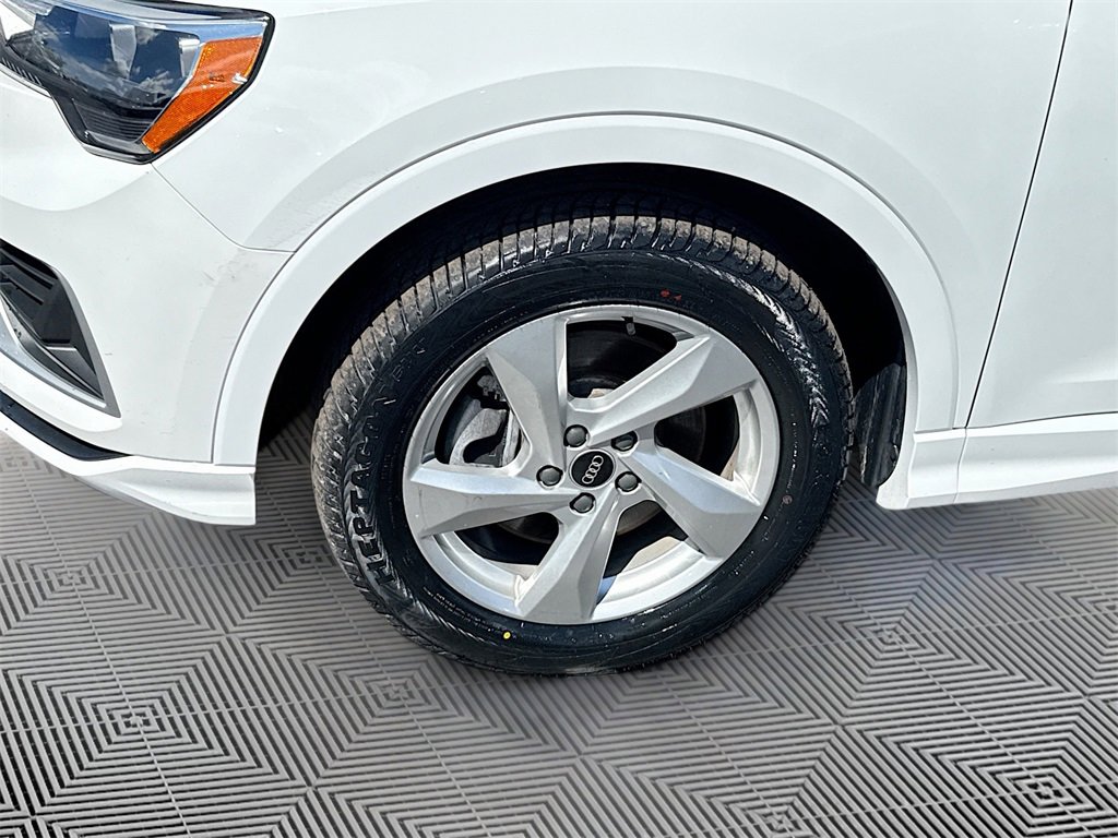 Used 2021 Audi Q3 2.0T Premium image 34