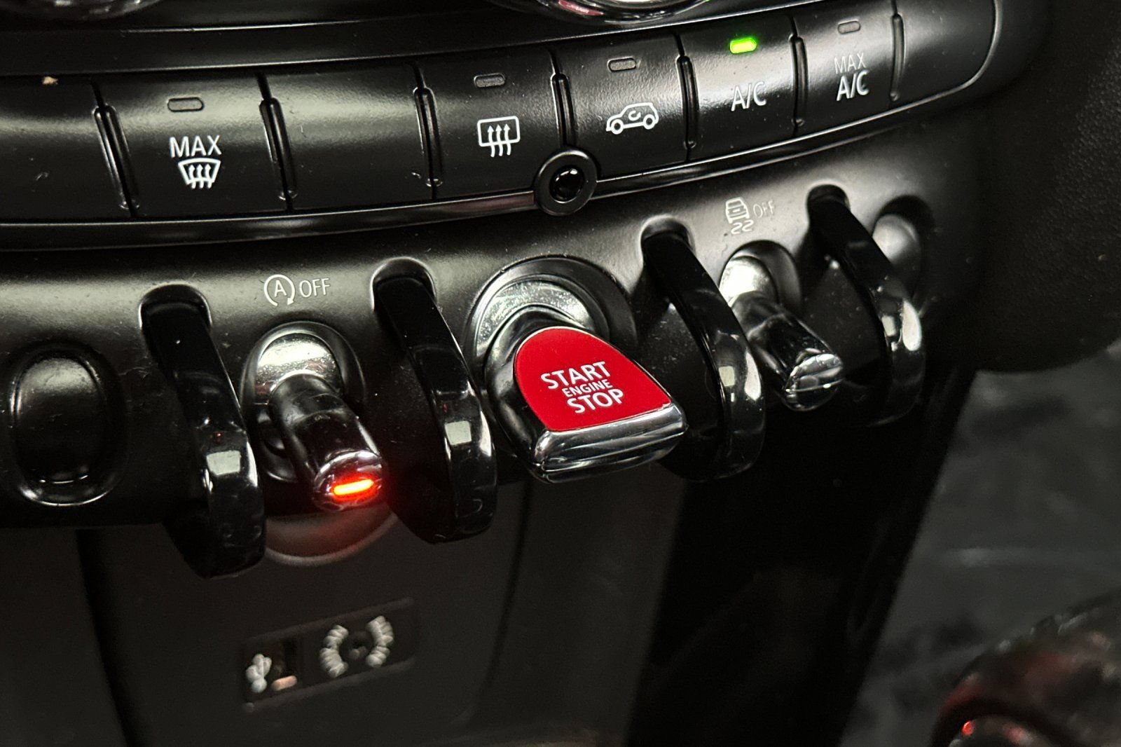 Used 2017 MINI Cooper S FWD image 23