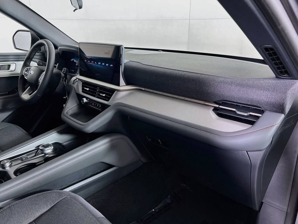 New 2027 Ford Explorer Active AWD/4WD image 30