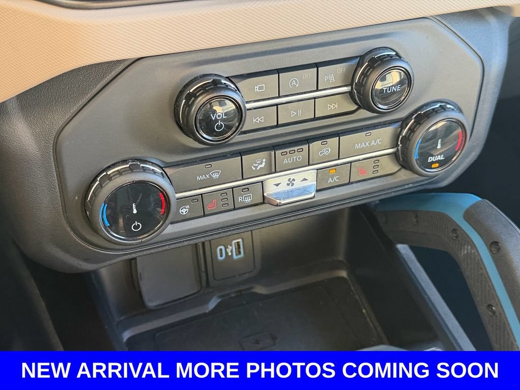Used 2022 Ford Bronco Wildtrak AWD/4WD image 25