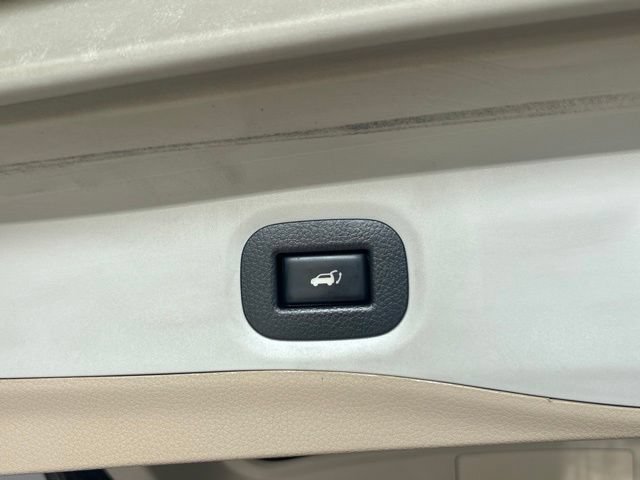 Used 2018 Nissan Rogue SL w/ Premium Package AWD/4WD image 28
