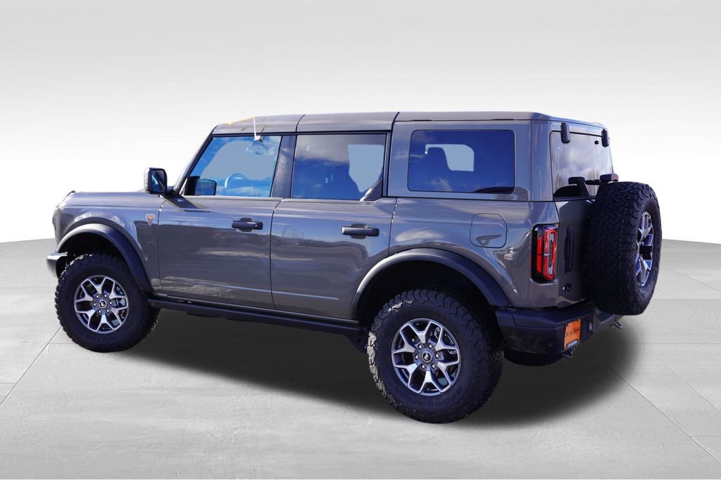 Certified 2025 Ford Bronco Badlands image 8