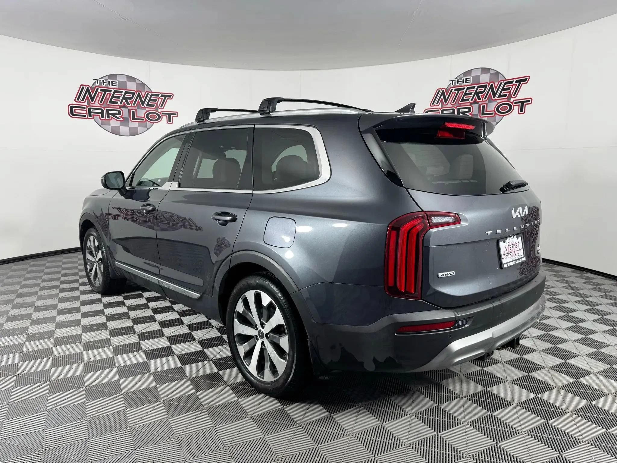 Used 2022 Kia Telluride EX w/ EX Premium Package AWD/4WD image 5