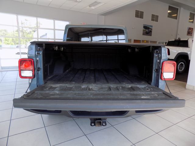 Certified 2024 Jeep Gladiator Sport AWD/4WD image 8