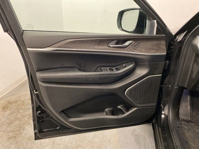 New 2026 Jeep Grand Cherokee Limited image 21