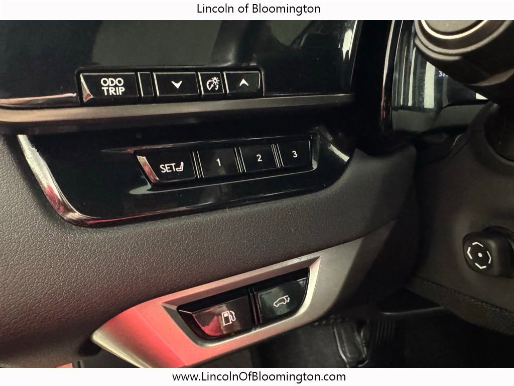 Used 2024 Lexus RX 450h AWD w/ Convenience Package image 37
