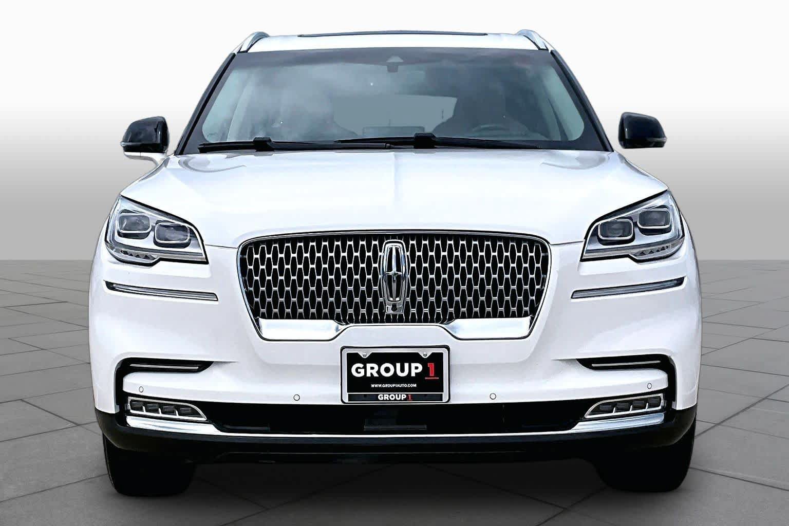 Used 2020 Lincoln Aviator Reserve w/ Equipment Group 202A AWD/4WD image 4