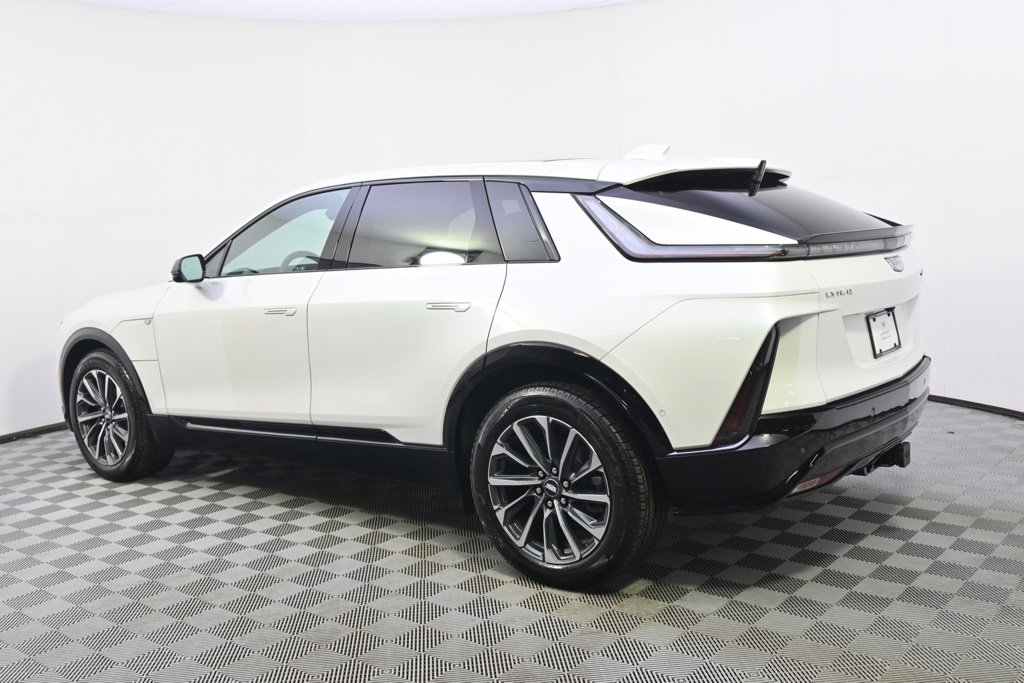 New 2025 Cadillac Lyriq Sport image 3