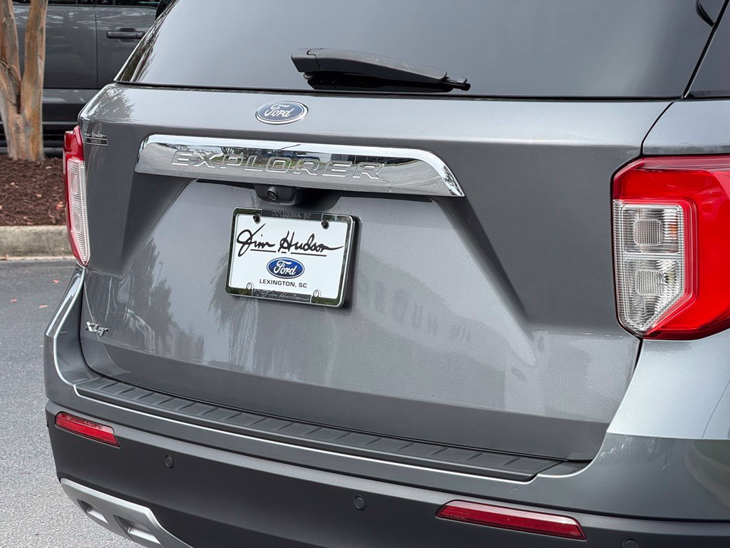 Used 2023 Ford Explorer XLT w/ Equipment Group 202A RWD image 16