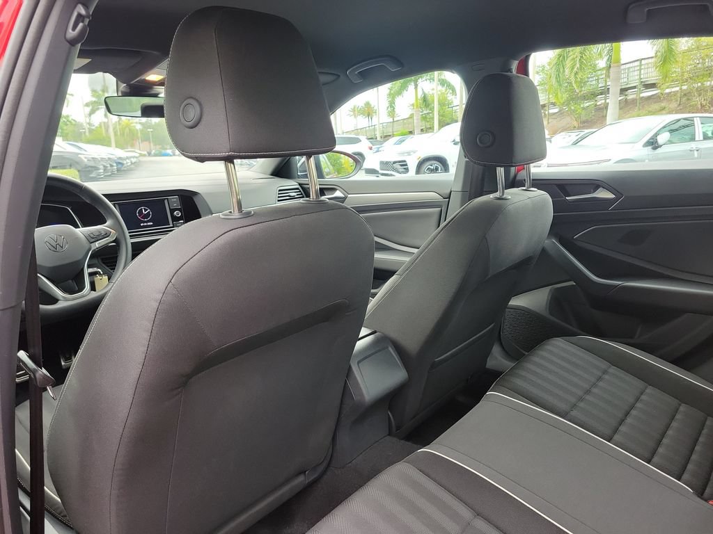 Used 2024 Volkswagen Jetta Sport FWD image 10