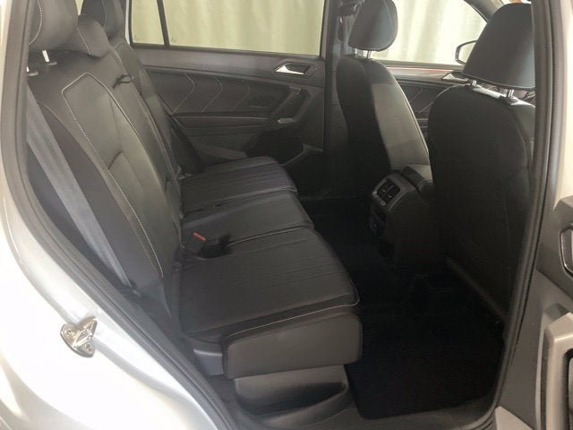 Certified 2024 Volkswagen Tiguan SE R-Line AWD/4WD image 6