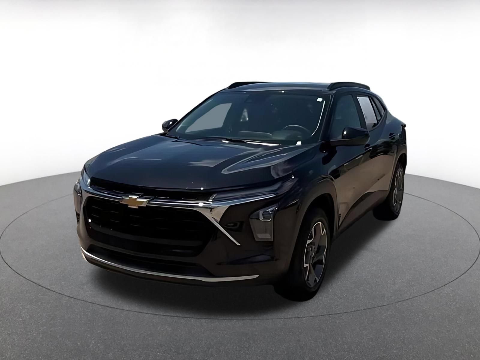 Used 2025 Chevrolet Trax LT FWD image 7