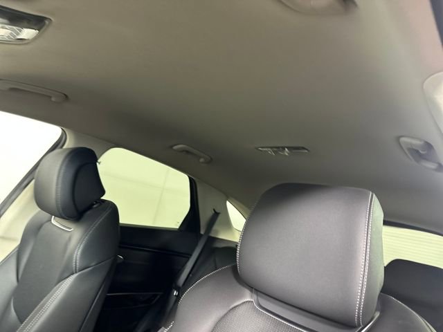 Used 2025 Genesis GV70 2.5T image 12