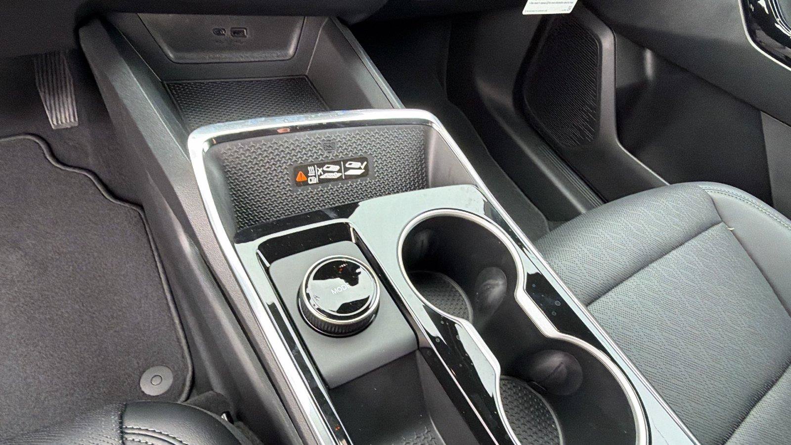 New 2027 Chevrolet Equinox LT w/ Convenience Package II FWD image 25