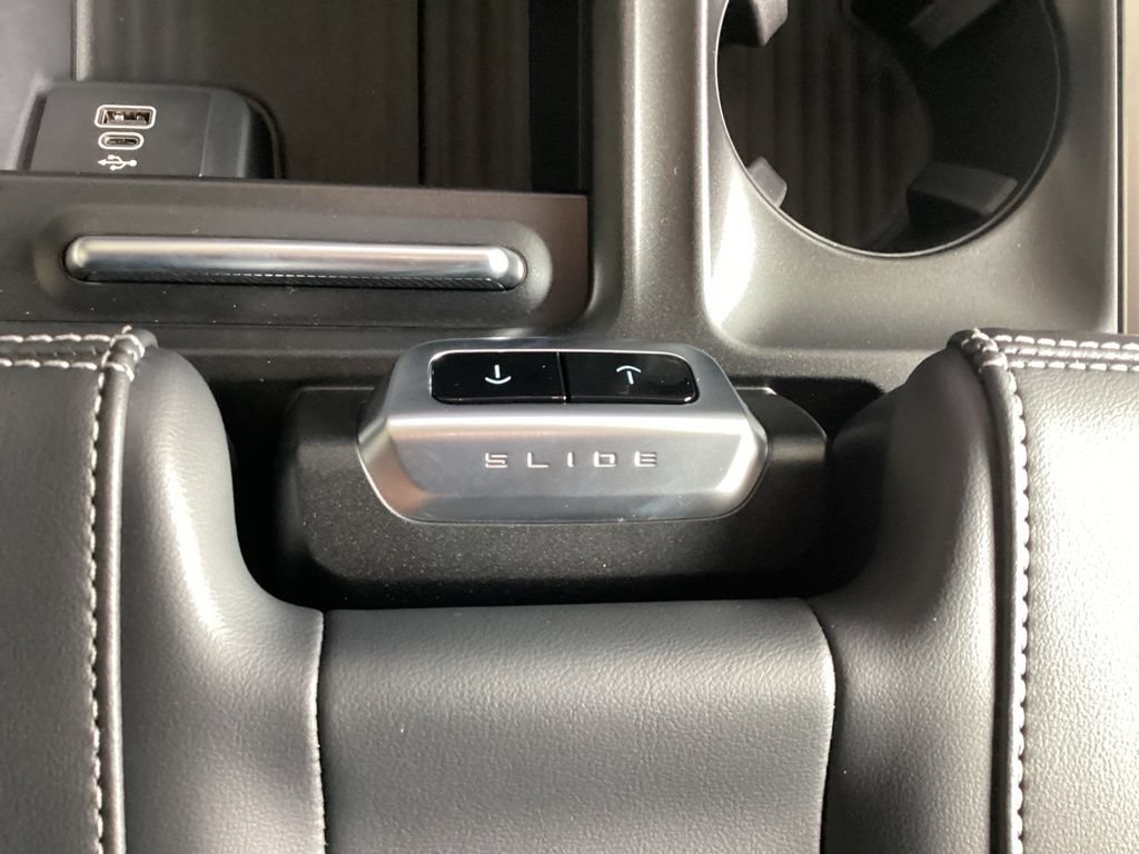 New 2026 Ford Expedition Platinum w/ Stealth Appearance Package AWD/4WD image 85
