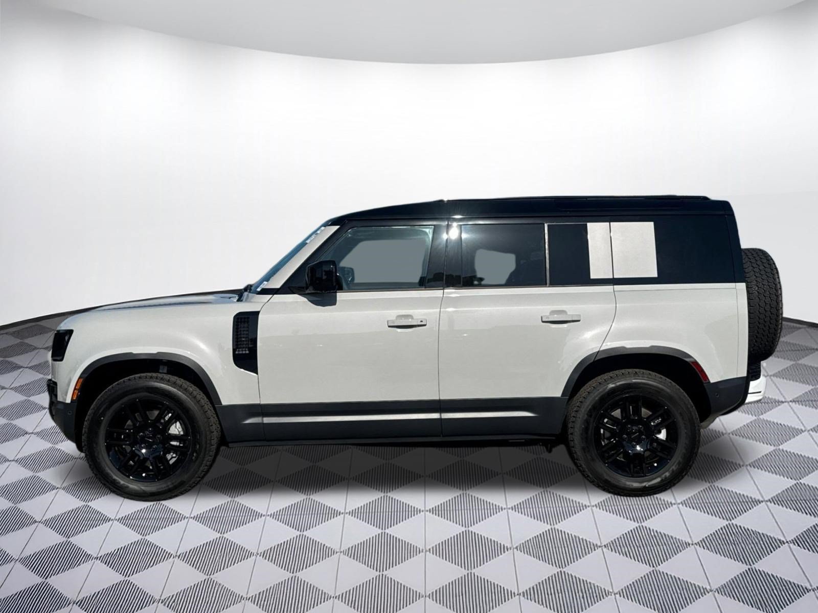 New 2026 Land Rover Defender 110 S AWD/4WD image 2