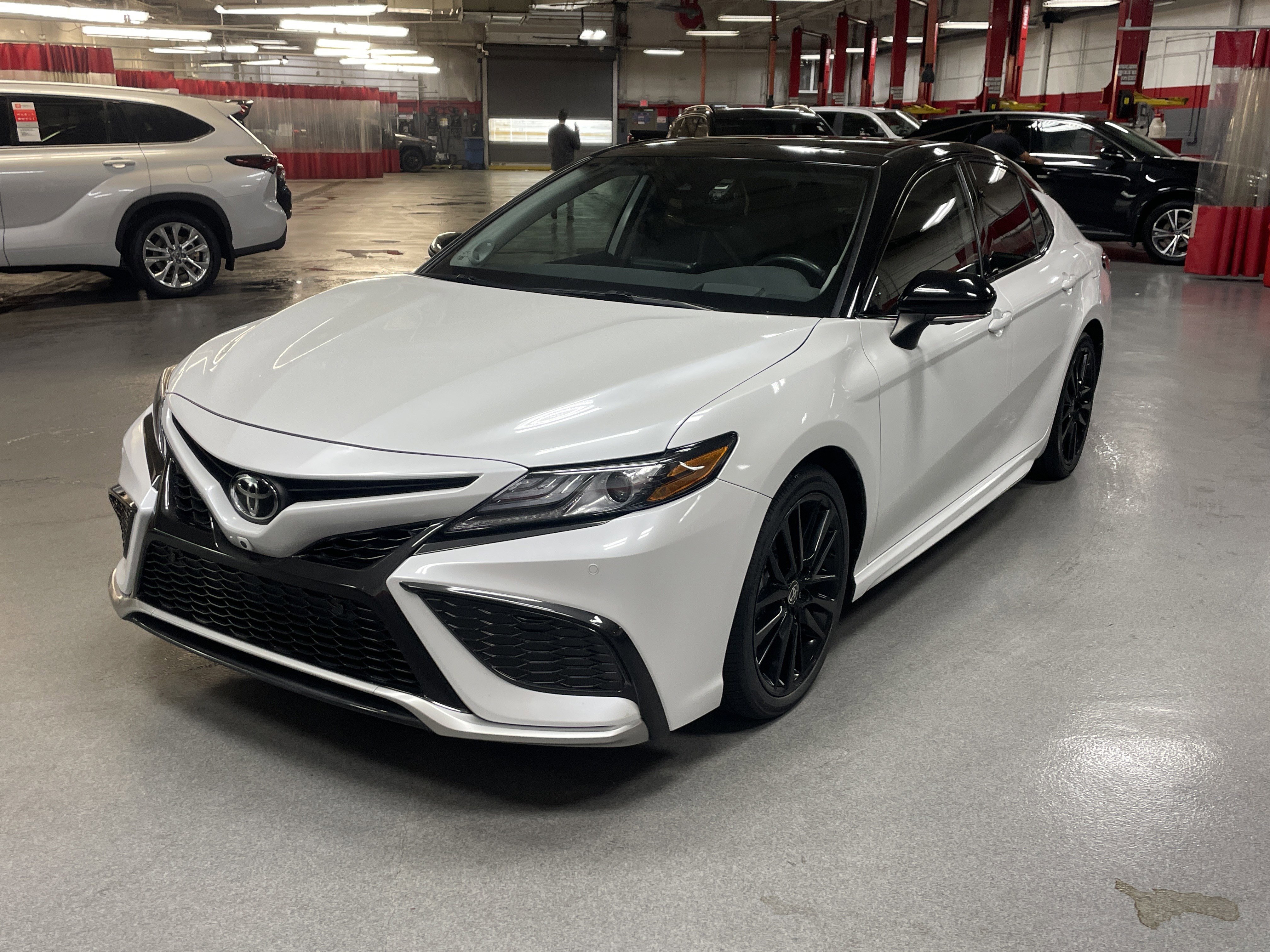 Certified 2023 Toyota Camry XSE w/ Navigation Package FWD image 5