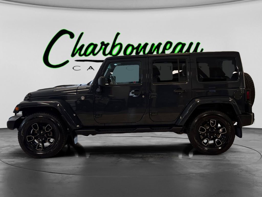 Used 2018 Jeep Wrangler Unlimited Sahara w/ Max Tow Package image 2