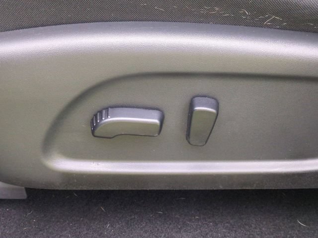 Certified 2020 Nissan Pathfinder SV FWD image 17