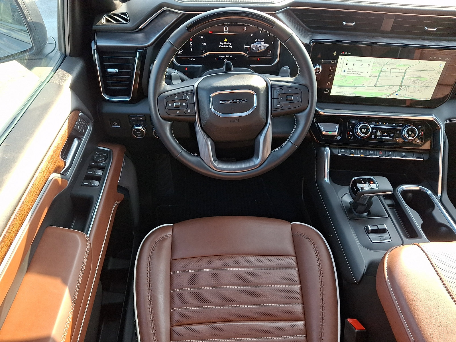 Used 2025 GMC Sierra 1500 Denali Ultimate image 11