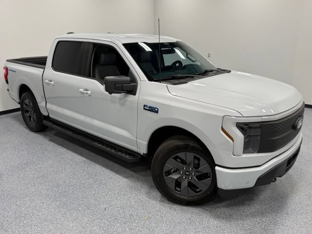 Used 2025 Ford F150 Lightning Flash AWD/4WD image 35