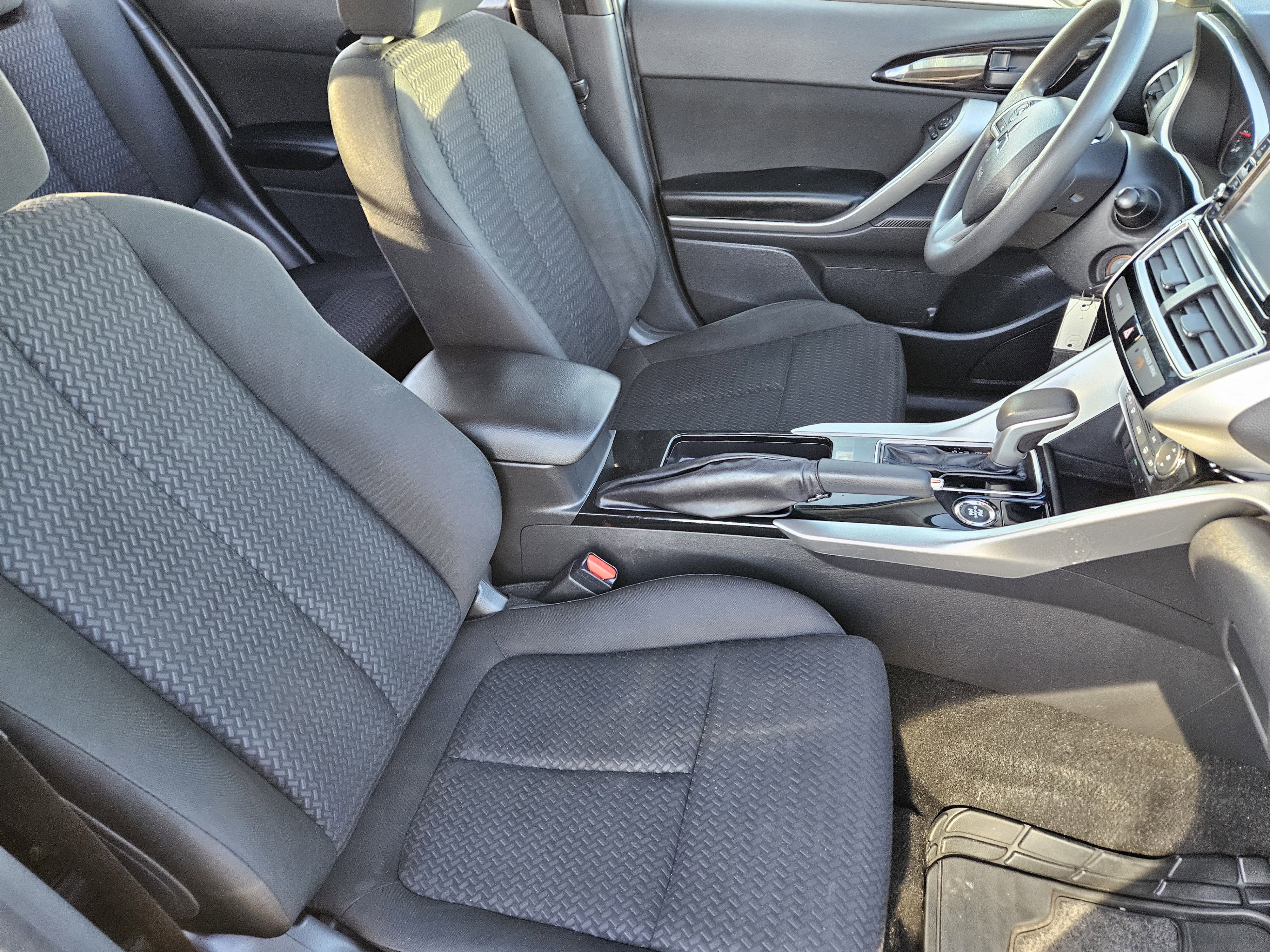 Used 2019 Mitsubishi Eclipse Cross ES AWD/4WD image 15