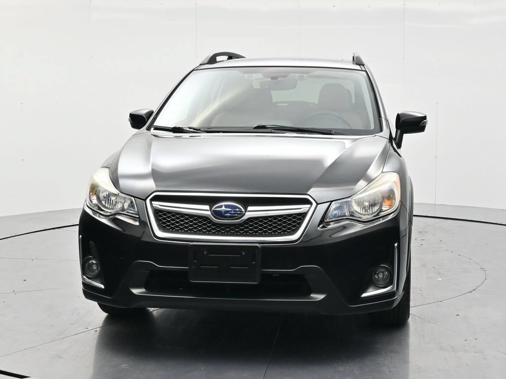 Used 2017 Subaru Crosstrek 2.0i Limited AWD/4WD image 2