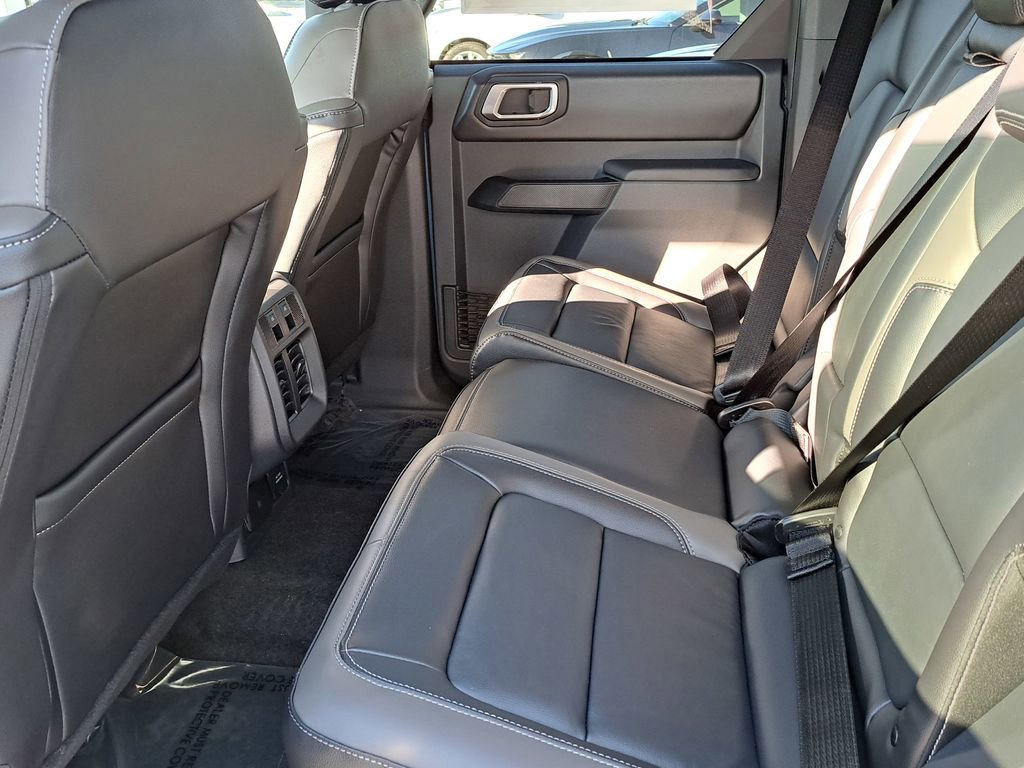 New 2025 Ford Bronco Outer Banks image 13