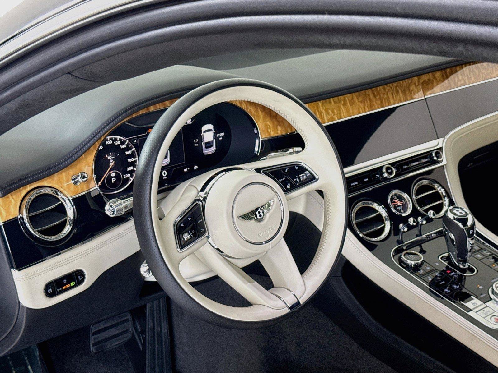 Used 2023 Bentley Continental GT V8 AWD/4WD image 14