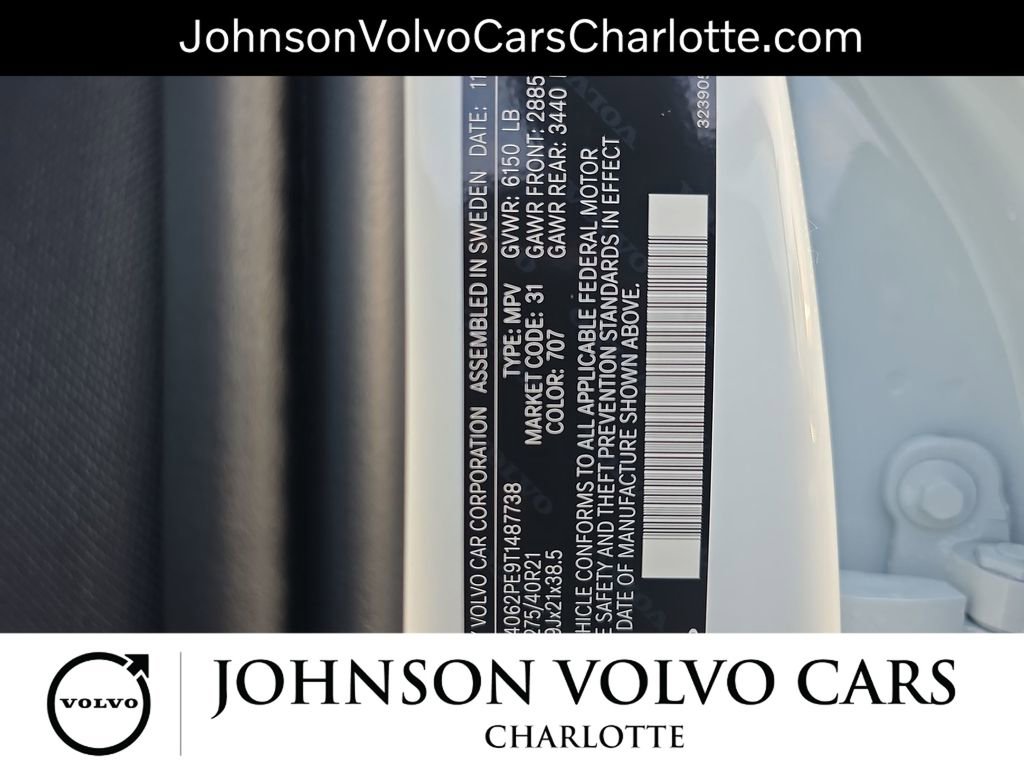 New 2026 Volvo XC90 B6 Plus w/ Protection Package Premier image 40