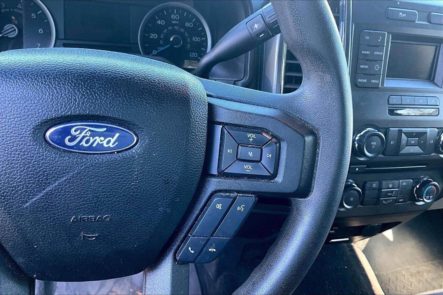 Used 2017 Ford F150 XLT image 9