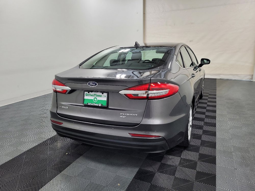 Used 2020 Ford Fusion SE image 9