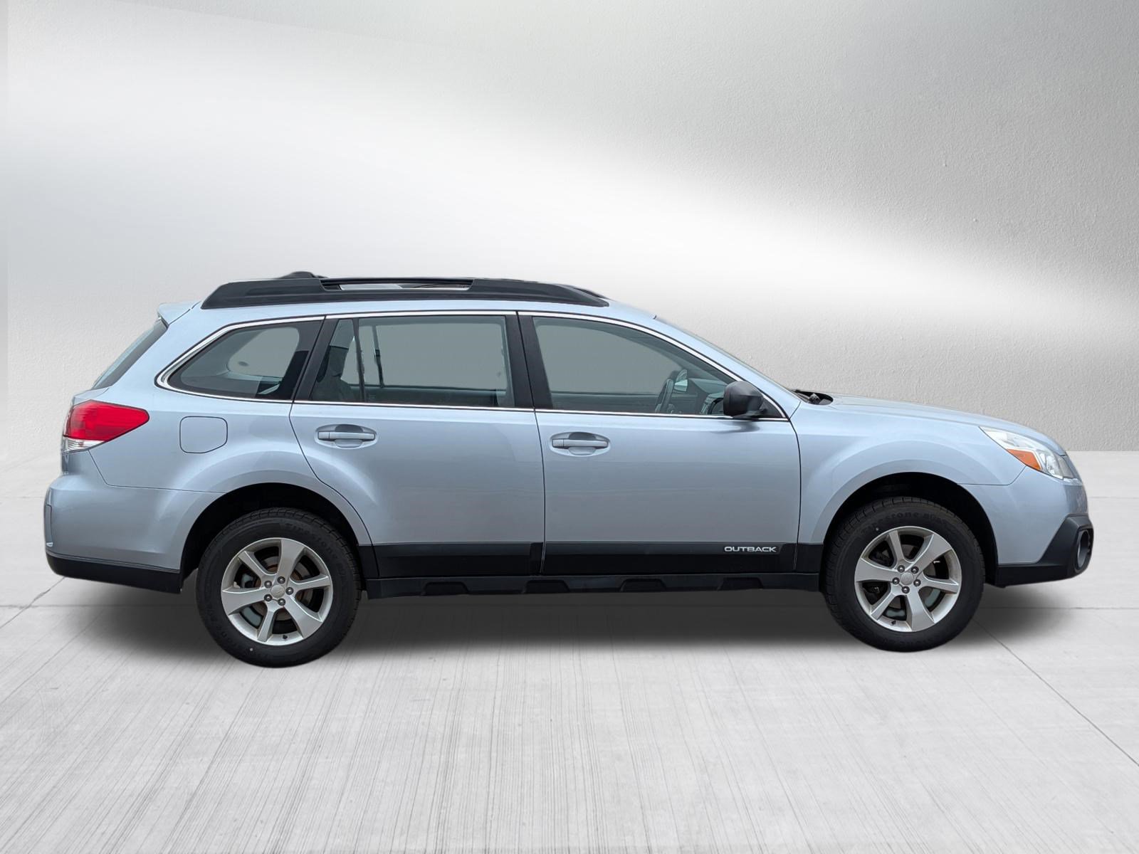 Used 2014 Subaru Outback 2.5i w/ Alloy Wheel Package image 8